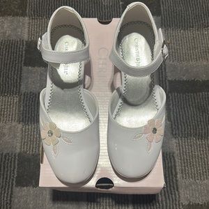 Girls white dress shoes size 2